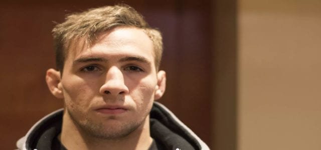 Rory MacDonald responde a un agresivo Gegard Mousasi