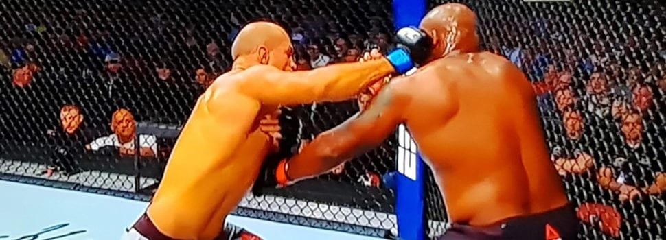 Video: Todas las finalizaciones y las mejores acciones de UFC Wichita
