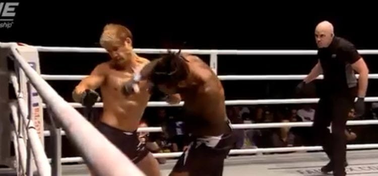 Video: Sage Northcutt es brutalmente noqueado en su debut en ONE