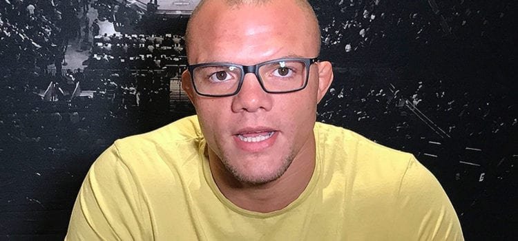 Anthony Smith no cree que Cormier vuelva a semi completo