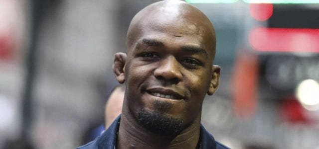 Jon Jones recibe sanción retroactiva y podría volver en octubre
