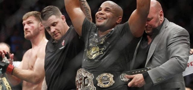 Miocic afirma que Cormier “le debe la revancha” ‘DC’ le responde