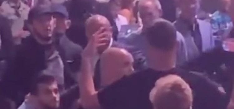 Videos: Hubo un altercado entre Nate Diaz y Khabib en UFC 239
