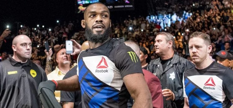 Jon Jones aceptaría enfrentar a Daniel Cormier en peso completo