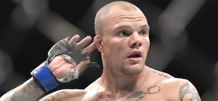 Anthony Smith asegura que Luke Rockhold lució como un cobarde en UFC 239