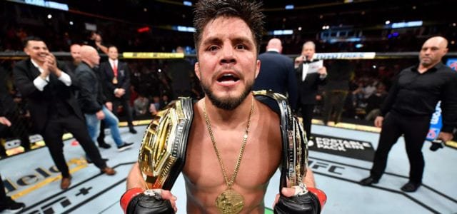 Video: Henry Cejudo reta a Valentina Shevchenko por el título intergénero
